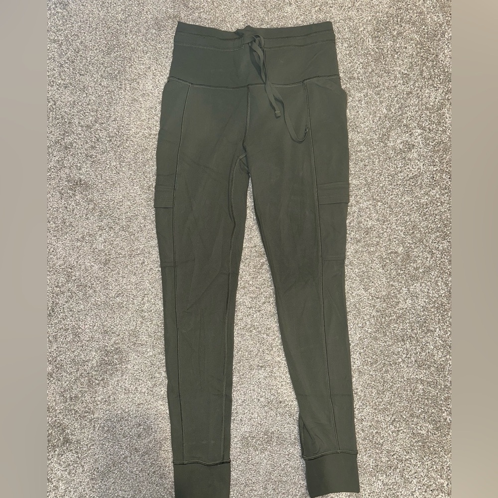 Athleta Salutation Stash High Rise Cargo Legging